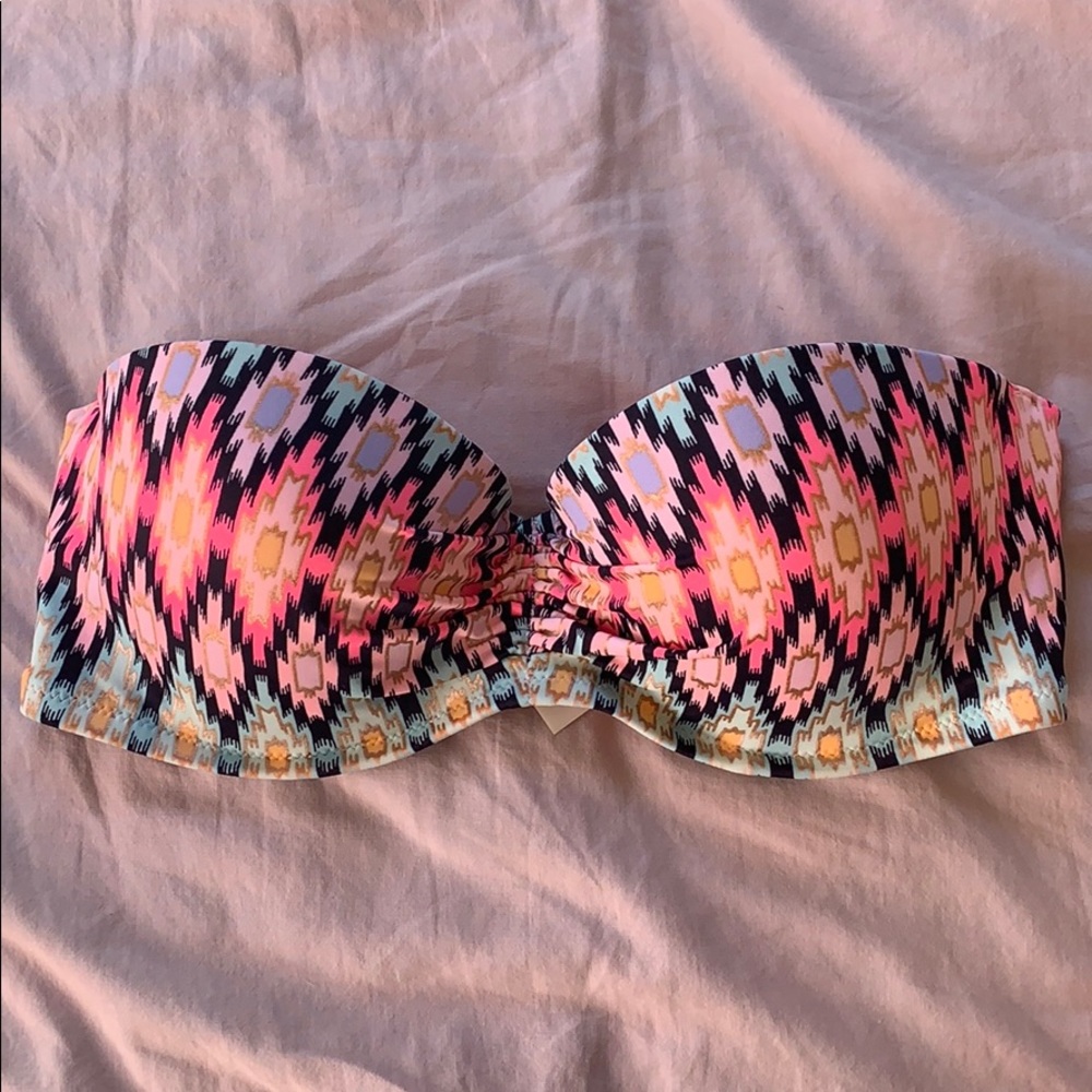 Strapless bikini top